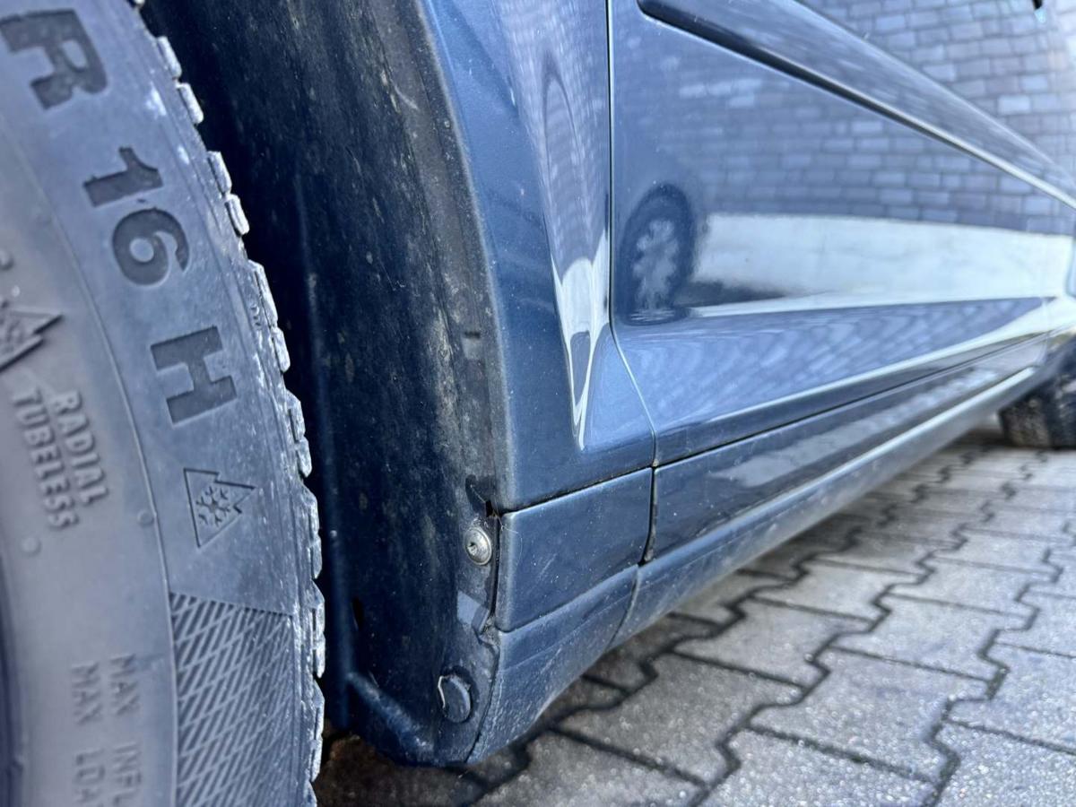 Audi A3 8P original Kotfl&uuml;gel vorn links LZ7H Meteorgrau Facelift Bj.2011